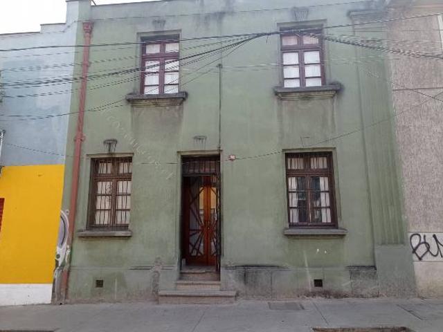 Casa Habitacional En Barrio Patronato