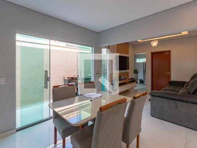 Casa, Heliópolis, 2 Quartos, 80 m2 Belo Horizonte