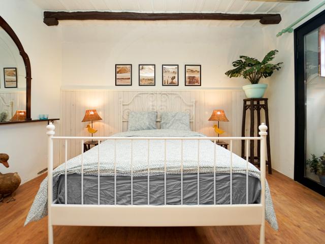 Casa histórica de 2 habitaciones con licencia de alquiler VV y garaje