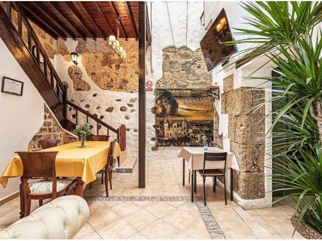 Casa histórica del siglo XVI en Vegueta – 268 m2 con rentabilidad demostrada