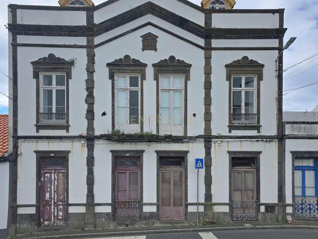 Casa Histórica e Charmosa em Vila Franca do Campo, Ilha de São Miguel