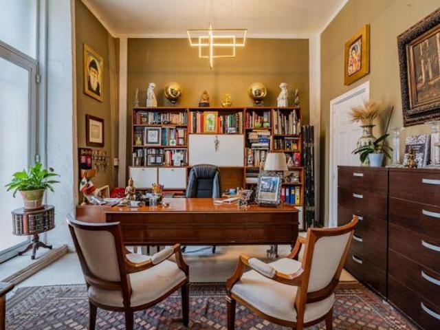 Casa hotel en venta. Col. Centro, Santiago de Querétaro. Querétaro