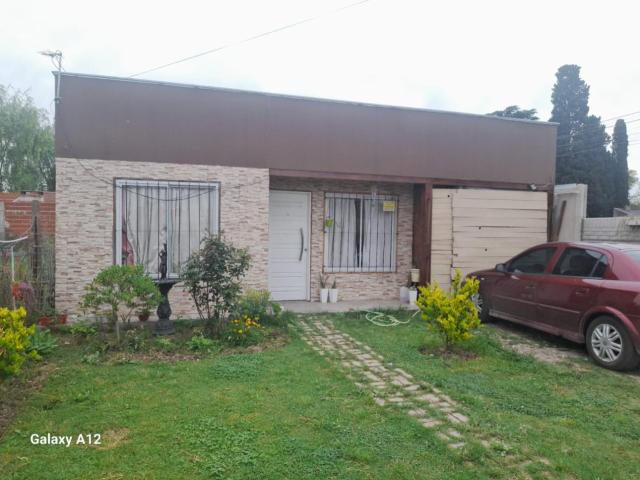 Casa Ideal en la entrada de Barrio Santa Ana en Inmomap