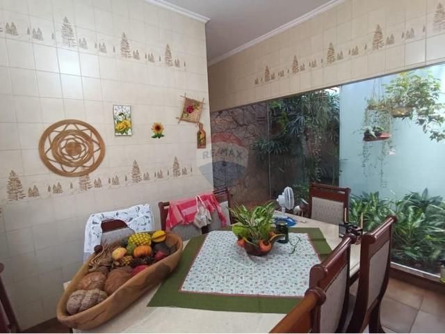 Casa Impecável na Lagoinha