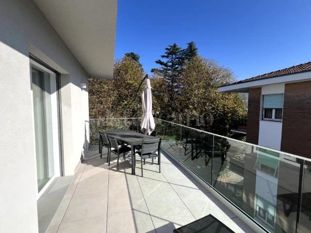 Casa in affitto Via Bellinzona, Como rif. 27/2024