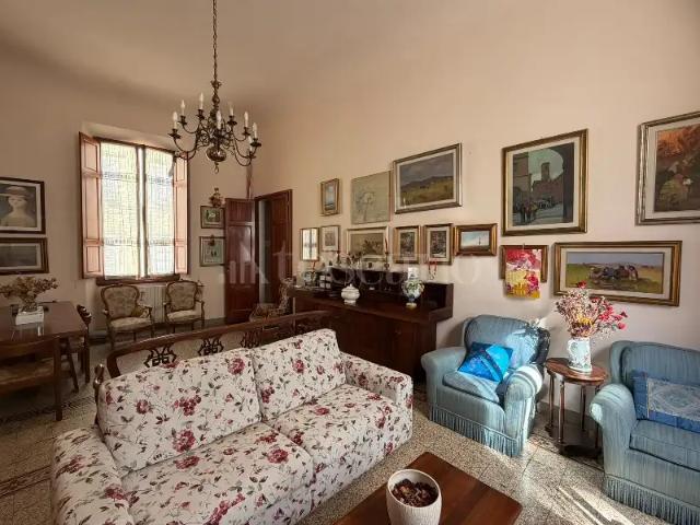 Casa in affitto Via dei Renai, Firenze rif. 82/2026