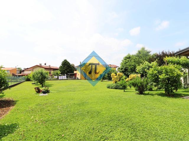 Casa in linea in vendita a Pordenone
