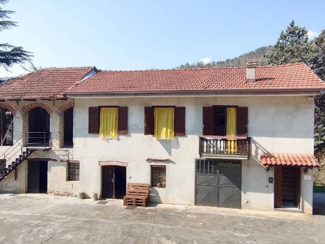 Casa in vendita a Castelletto Uzzone