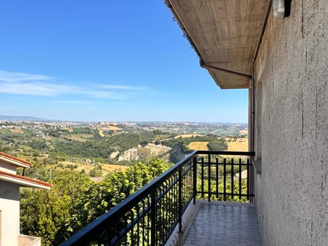 CASA in vendita a Monte Vidon Corrado