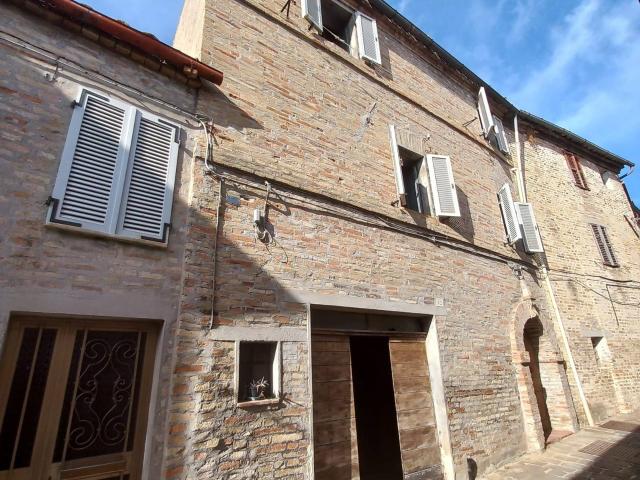 CASA in vendita a Montegiorgio