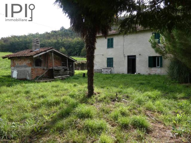 Casa in vendita a Piana Crixia, Lodisio