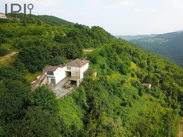 Casa in vendita a Piana Crixia, San Massimo