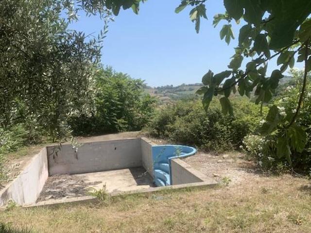CASA in vendita a Santa Vittoria in Matenano