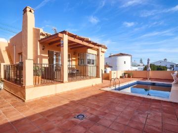Casa en venta en Chaparral, Málaga - Jardín