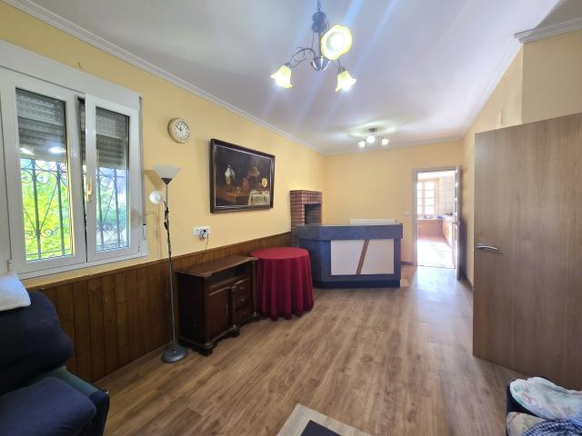 Casa Independiente con Finca en Alquiler: Espacio y Comodidad