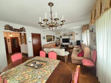 Casa independiente con Jardín