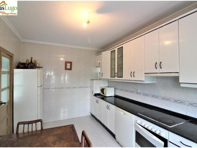CASA INDEPENDIENTE CON JARDIN EN A TOLDA