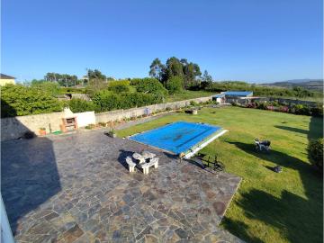 CASA INDEPENDIENTE CON PISCINA