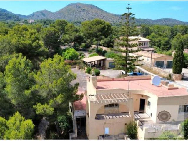 CASA INDEPENDIENTE CON PROYECTO DE REHABILITACIÓN Y GRAN POTENCIAL MANACOR
