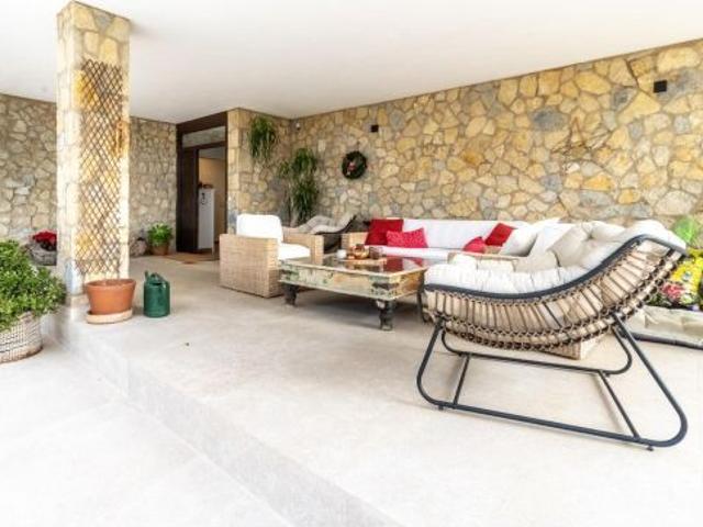 Casa independiente con vistas y piscina