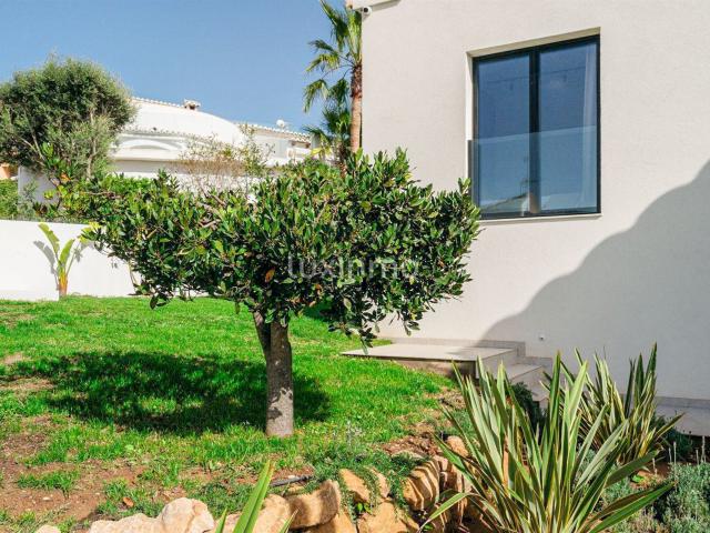 Casa Independiente con Vistas al Mar en Poble Nou de Benitat. 309m² Poble Nou de Llers