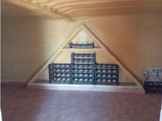 CASA INDEPENDIENTE EN FERNAN NUÑEZ
