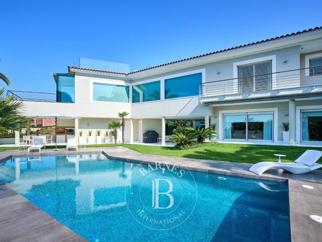 Casa independiente en venta en Sant Pol de Mar Barcelona