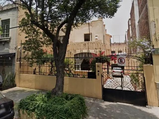 Casa independiente en venta en Roma Sur, Ciudad de México