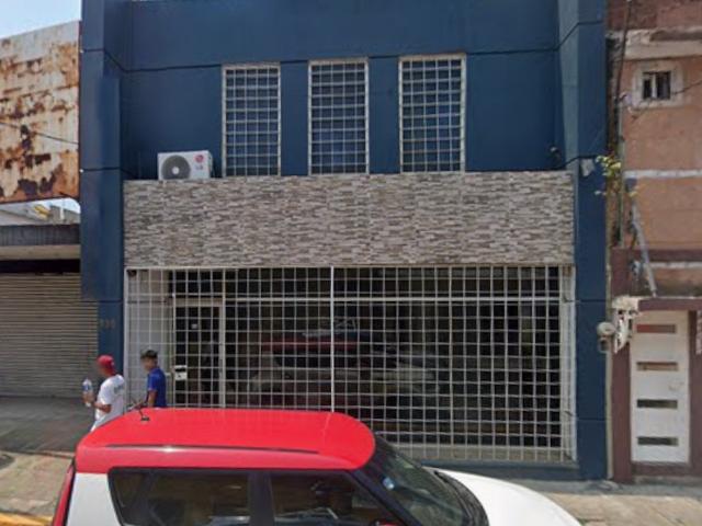 Casa Independiente en Venta en Villahermosa Centro, Tabasco 4 Recámaras, 4 Baños