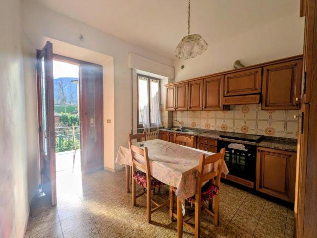 Casa indipendente 5 vani 130mq