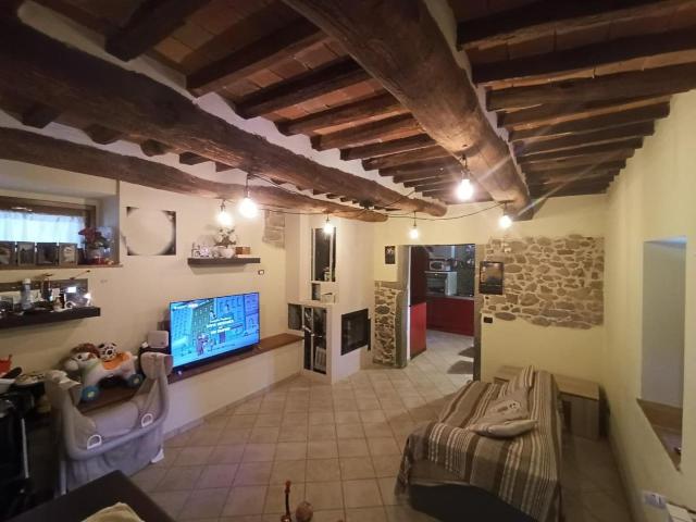 Casa indipendente 5 vani 130mq