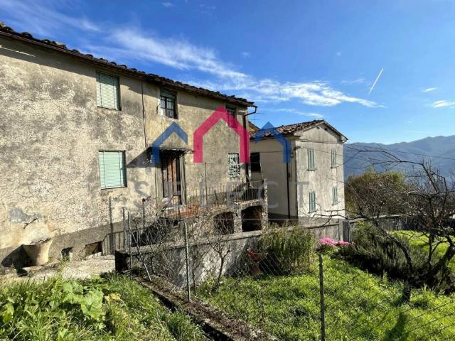 Casa indipendente 5 vani 140mq