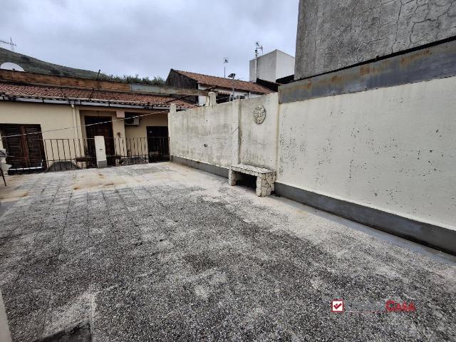 Casa indipendente 5 vani 140mq