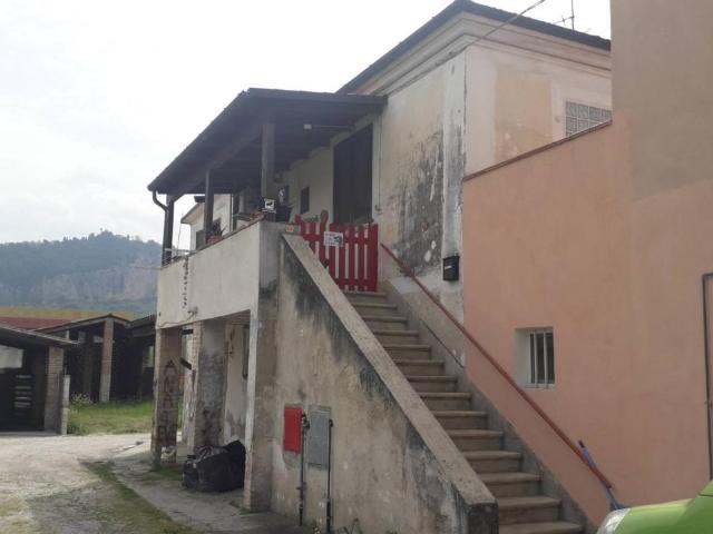Casa indipendente 5 vani 160mq