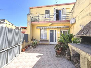 Casa indipendente 5 vani 180mq