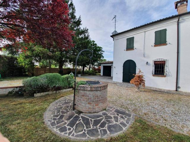 Casa indipendente 5 vani 200mq