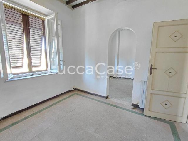 Casa indipendente 5 vani 280mq