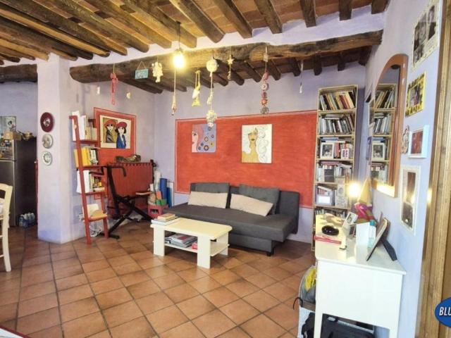 Casa indipendente 5 vani 71mq