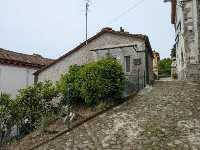 Casa indipendente 5 vani 72mq