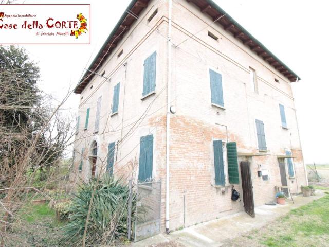 Casa indipendente 6 vani 100mq
