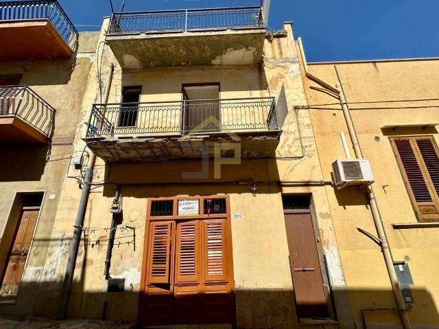 Casa indipendente 6 vani 160mq