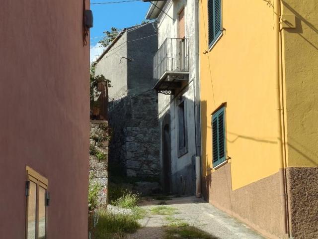 Casa indipendente 6 vani 161mq