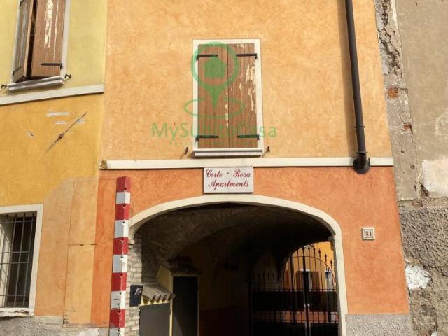 Casa indipendente 6 vani 200mq