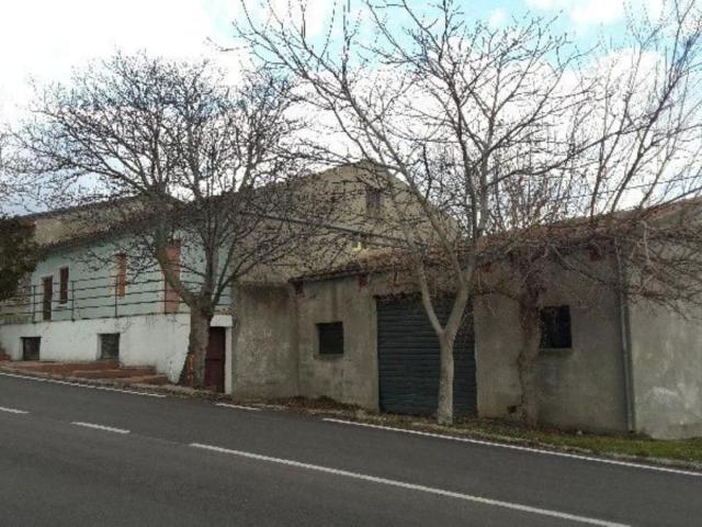 Casa indipendente 6 vani 226mq