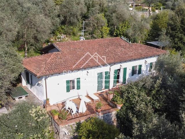 Casa indipendente 7 vani 110mq
