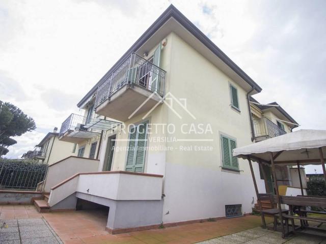 Casa indipendente 7 vani 130mq