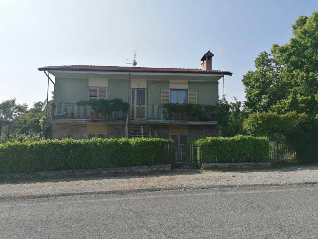 Casa indipendente 8 vani 190mq