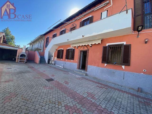 Casa Indipendente 8 vani 260mq
