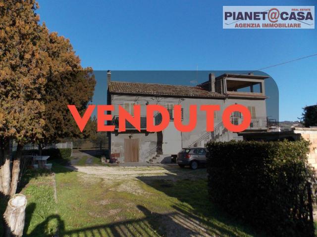 Casa indipendente 15 vani 350mq