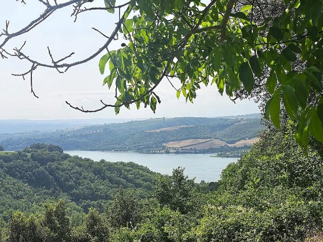 Casa indipendente vista lago in vocabolo menicaglie 11, Baschi